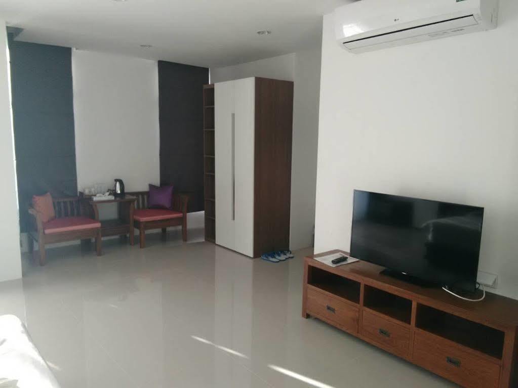 Herry Residence Chiang Mai Bagian luar foto