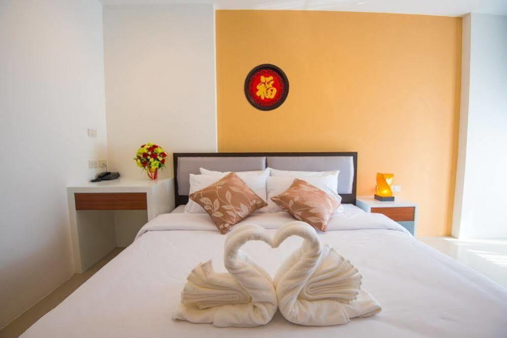 Herry Residence Chiang Mai Bagian luar foto